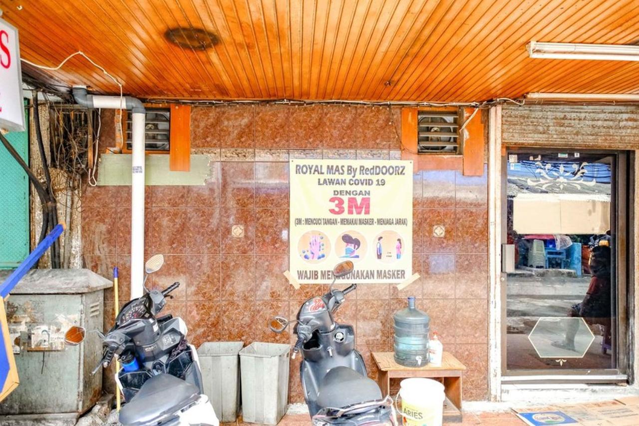 Royal Mas Hayam Wuruk Hotel Jakarta Bagian luar foto